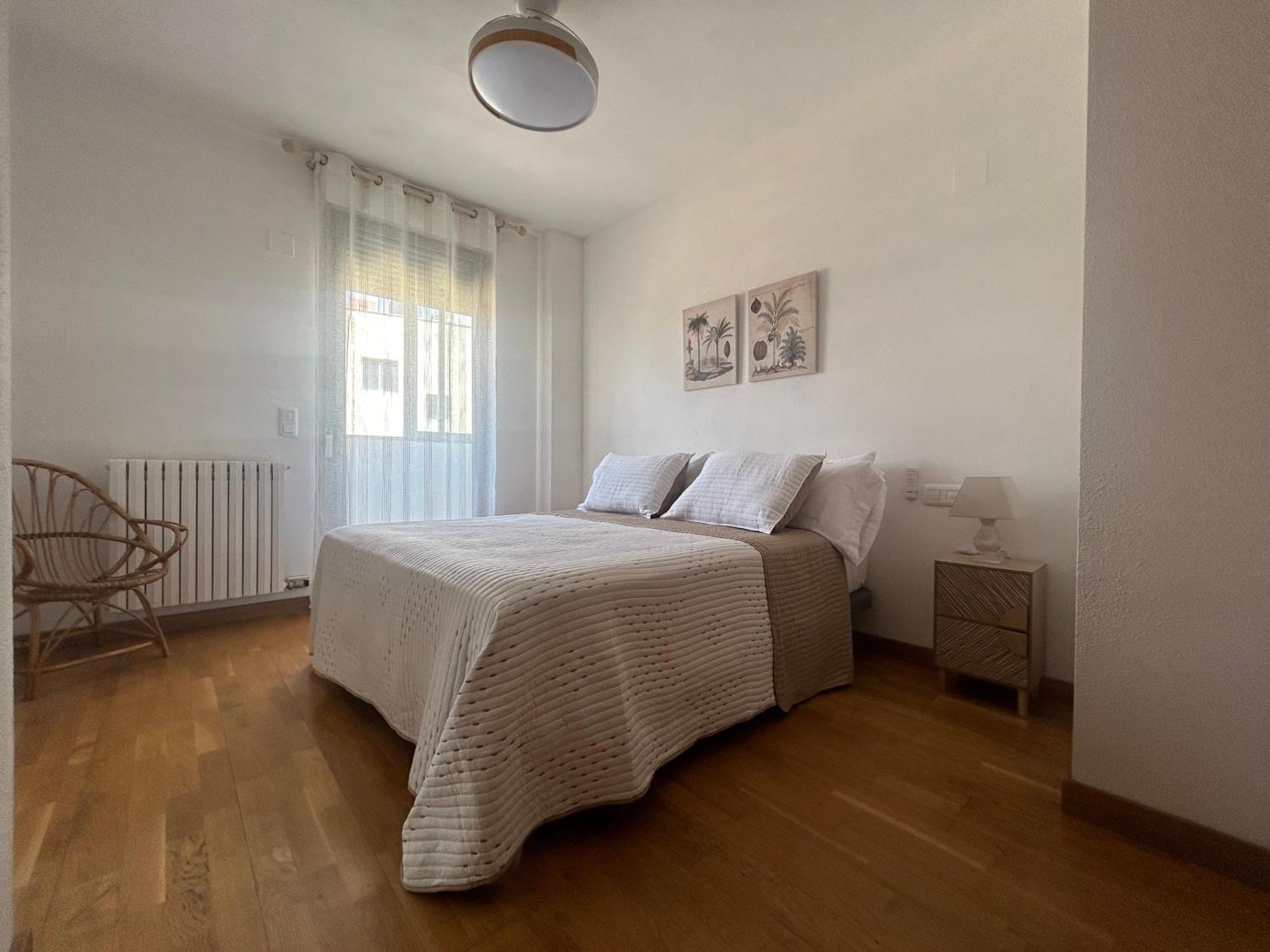 Atico Con Vistas Al Mercado Opcion De Parking Apartament
